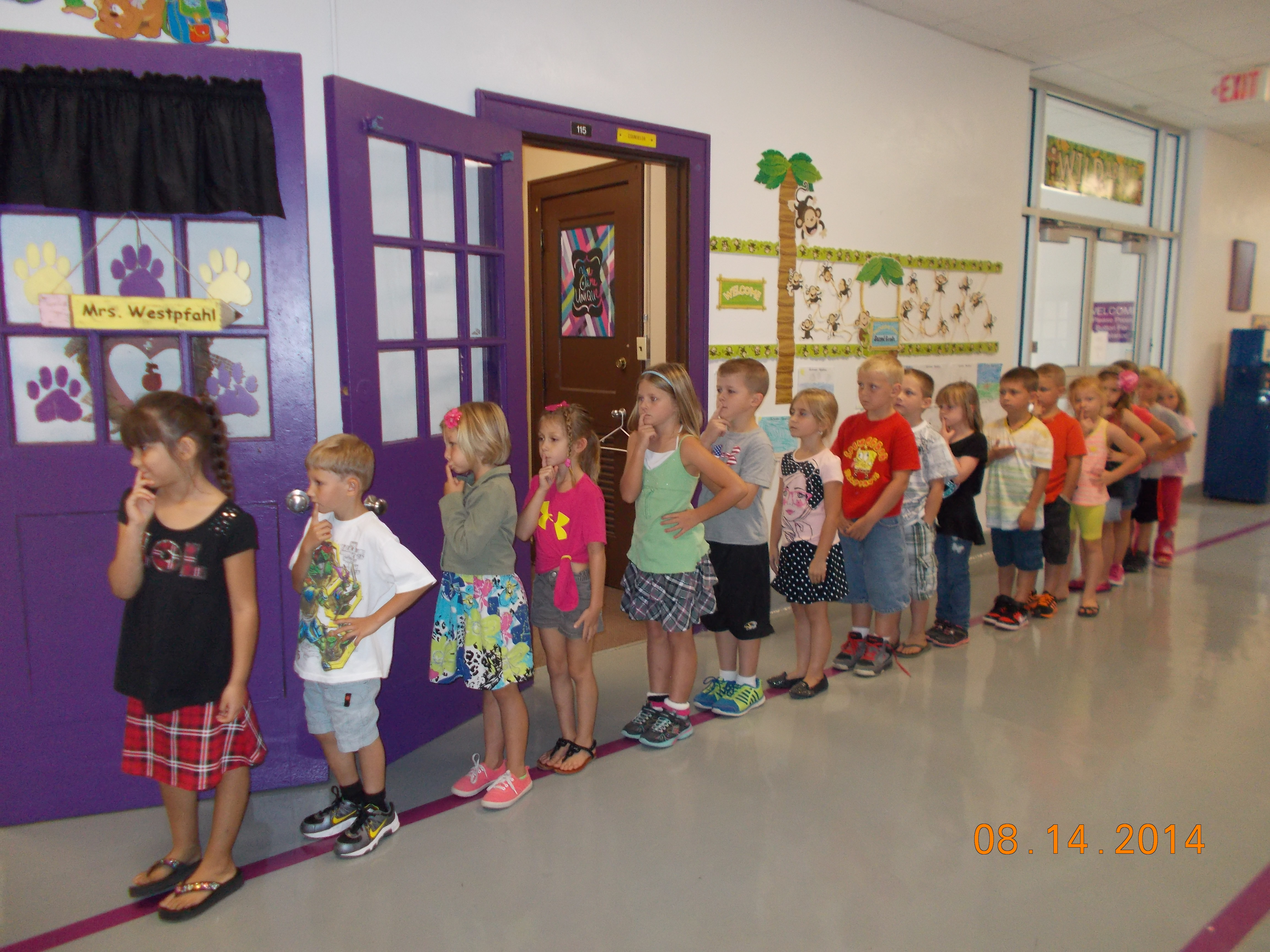 Mrs. Westpfahl's 1st graders show their Tiger Pride when they model good hallway behavior.
